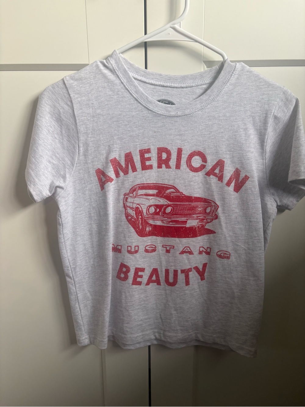 Ford Women’s Tee - Light Gray with Red Mustang Graphic